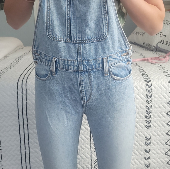 Old Navy overalls - Picture 10 of 10